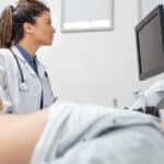 Die Kunst der präzisen Ultraschalluntersuchung – Expertise von Doktor Bernhard Scheja